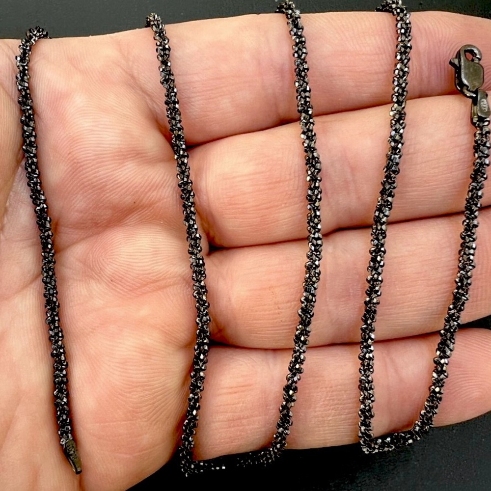 925 Sterling Silver Black Rhodium
2mm 22” Sparkle Margarita Rock Chain
Necklace
